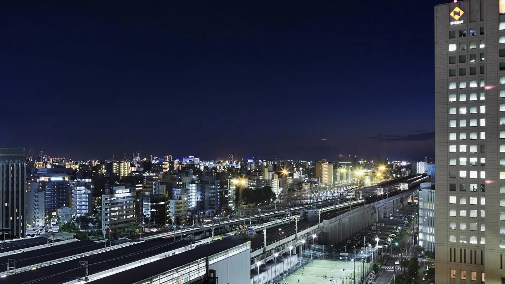 Отель Courtyard By Marriott Shin-Osaka Station 5*, Осака