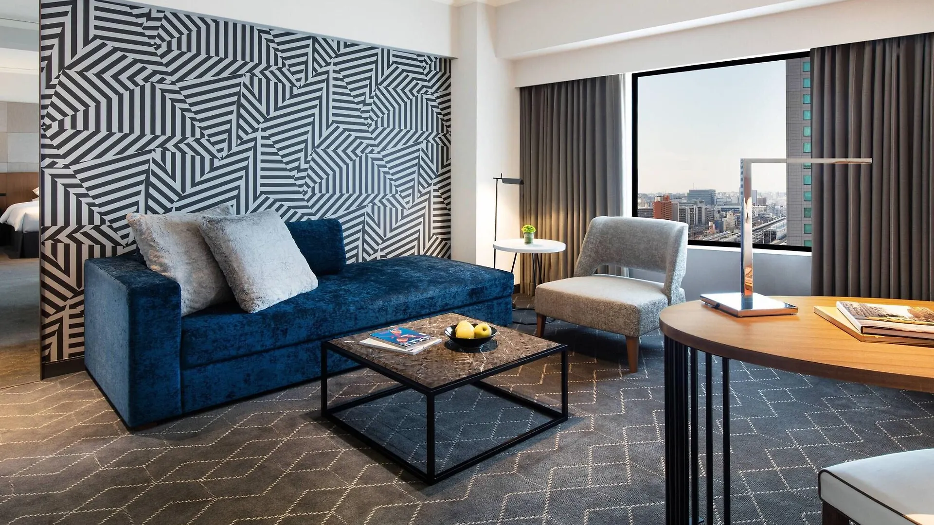 Courtyard By Marriott Shin-Osaka Station Hotel  Osaka
