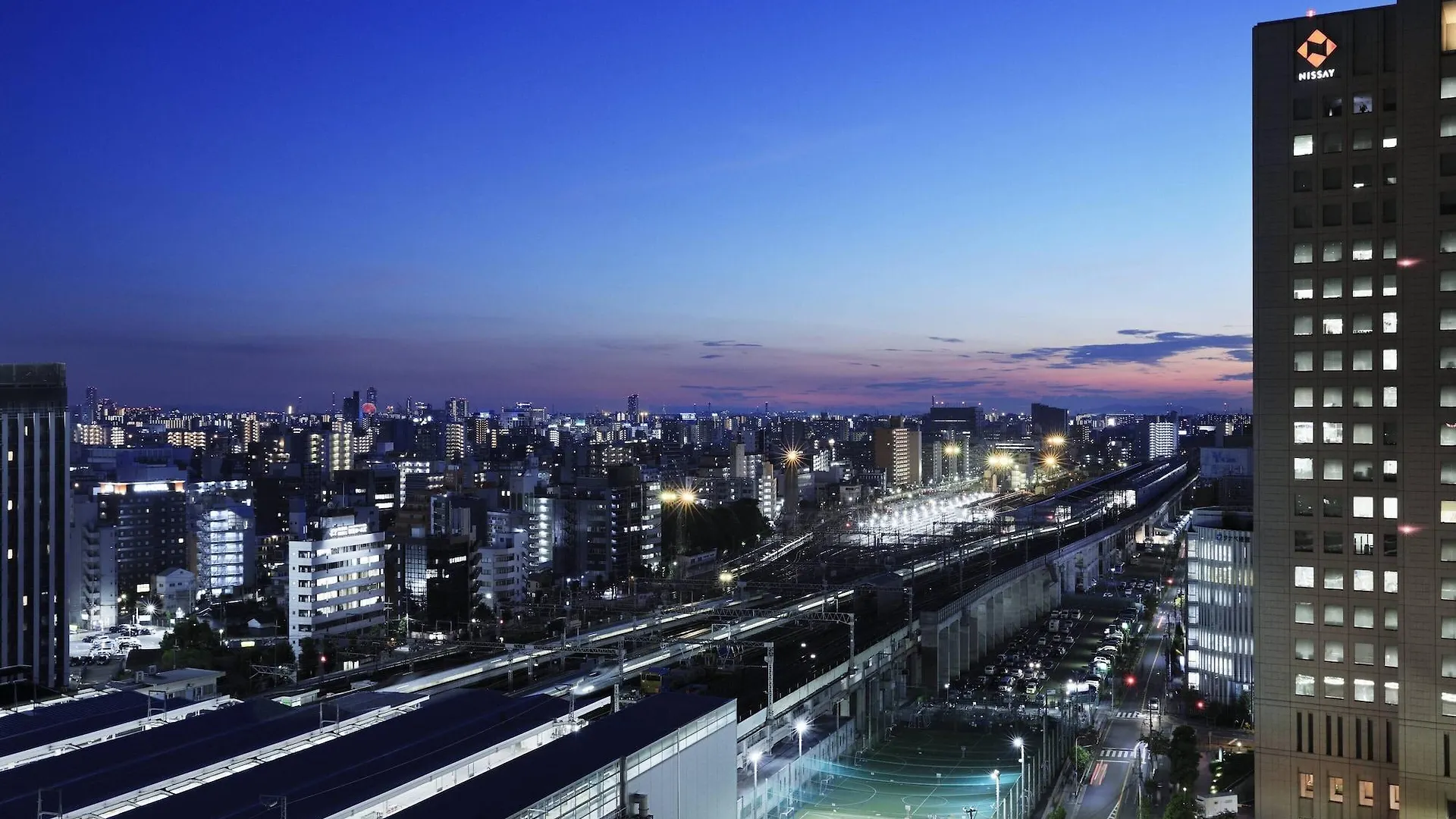 Courtyard By Marriott Shin-Osaka Station Hotel