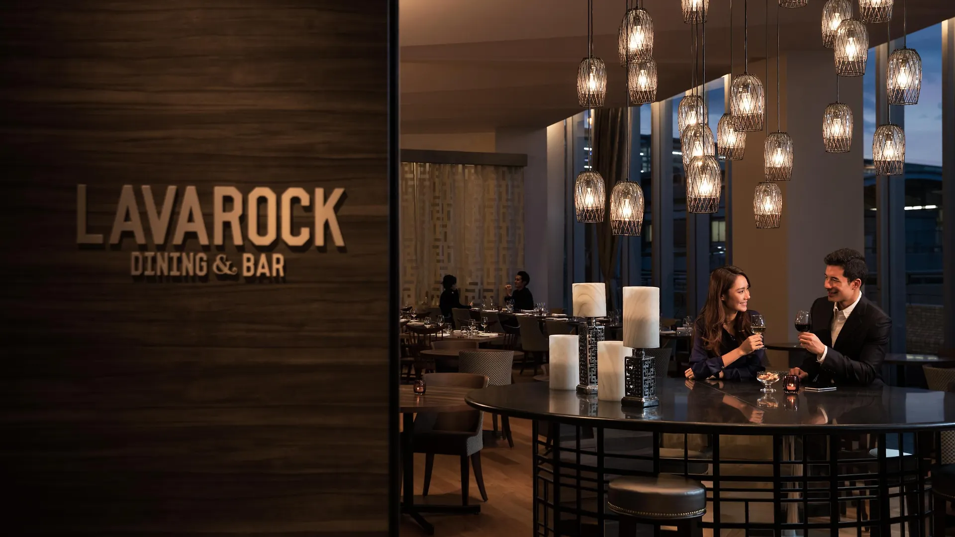 Courtyard By Marriott Shin-Osaka Station Hotel  Osaka