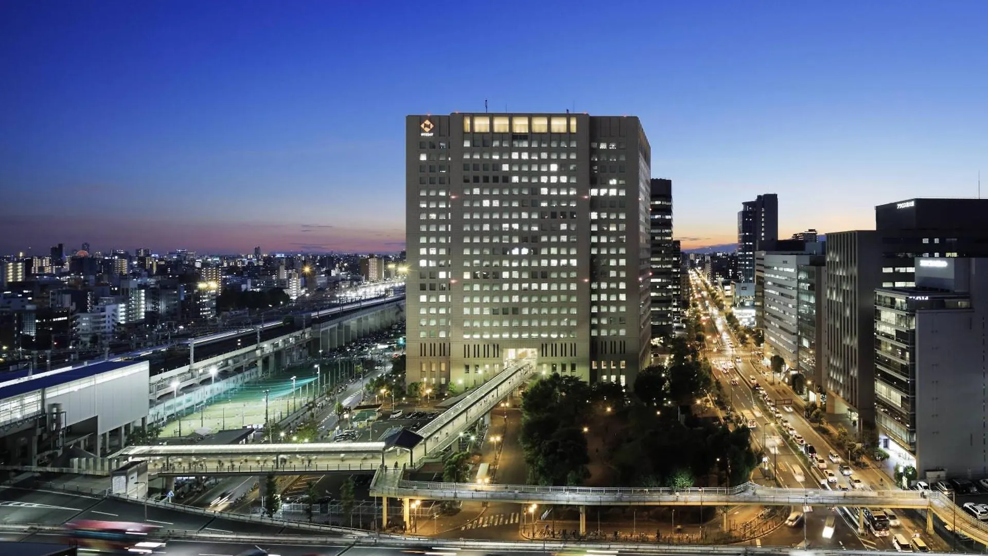 Courtyard By Marriott Shin-Osaka Station Hotel  Osaka