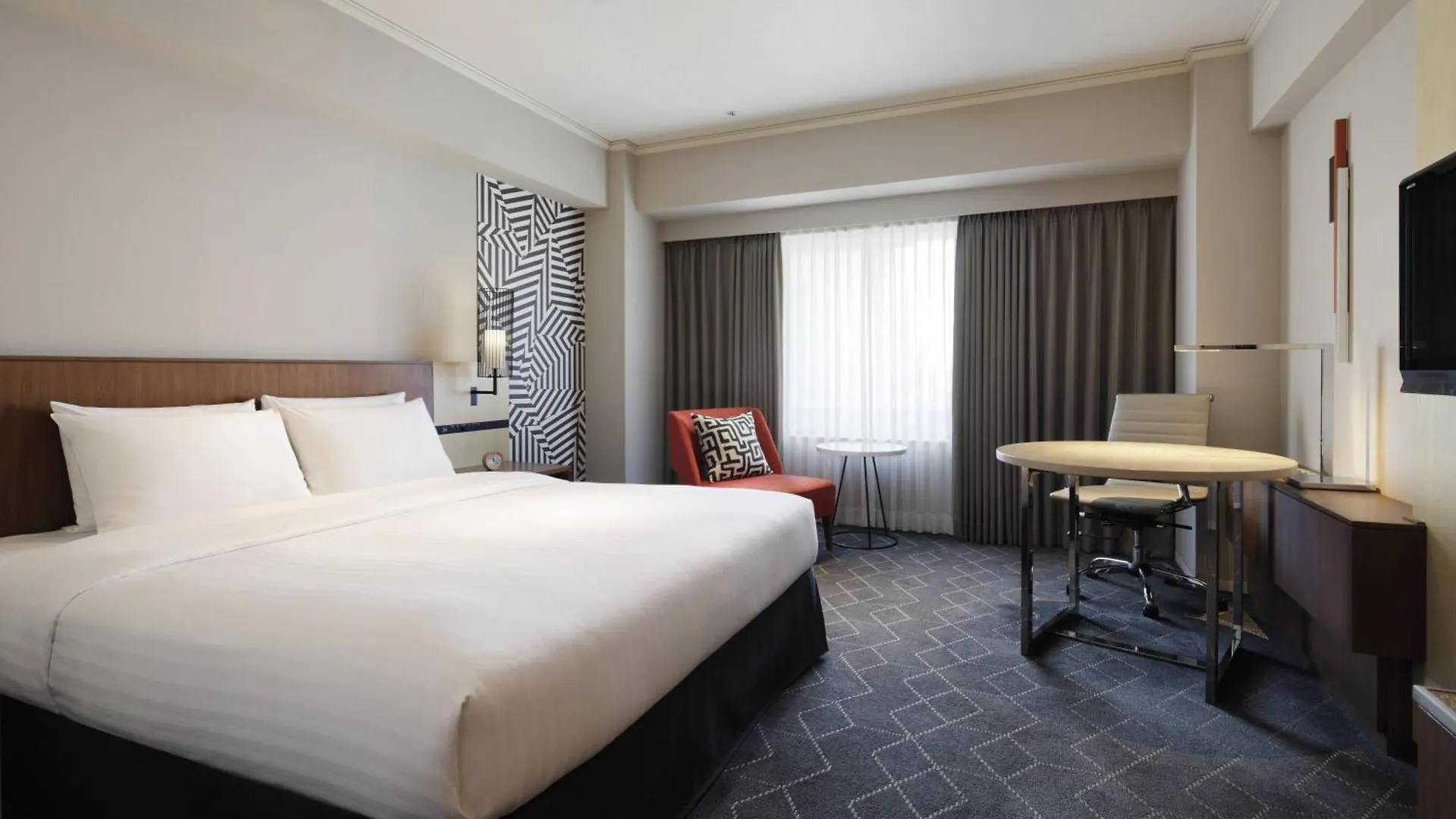 Courtyard By Marriott Shin-Osaka Station Hotel