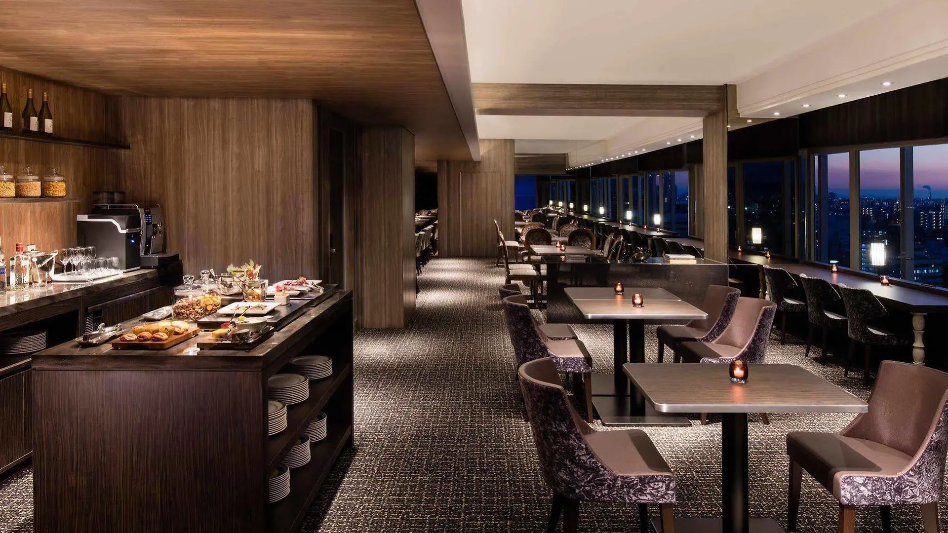 Courtyard By Marriott Shin-Osaka Station Hotel