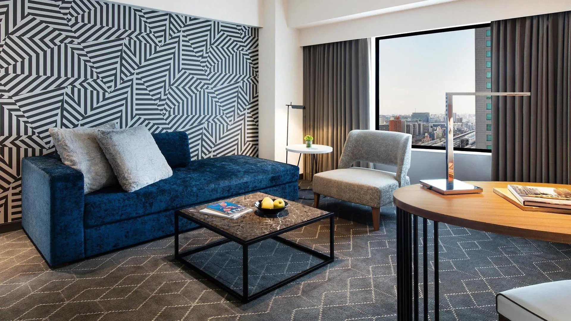 Courtyard By Marriott Shin-Osaka Station Hotel