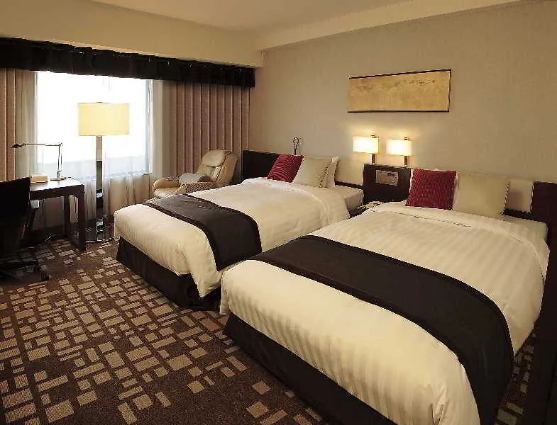 Courtyard By Marriott Shin-Osaka Station Hotel